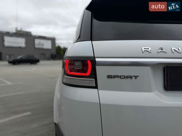 Білий Ленд Ровер Range Rover Sport, об'ємом двигуна 2.99 л та пробігом 151 тис. км за 28990 $, фото 7 на Automoto.ua