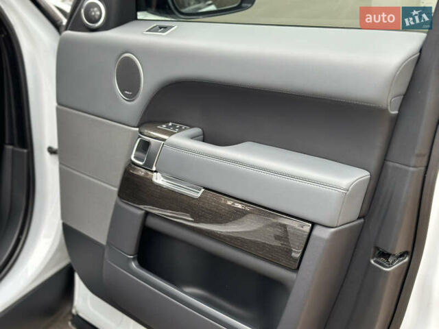 Белый Ленд Ровер Рендж Ровер Спорт, объемом двигателя 2.99 л и пробегом 63 тыс. км за 49000 $, фото 36 на Automoto.ua