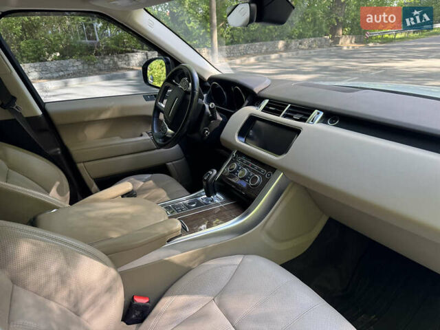 Белый Ленд Ровер Рендж Ровер Спорт, объемом двигателя 2.99 л и пробегом 175 тыс. км за 32100 $, фото 11 на Automoto.ua