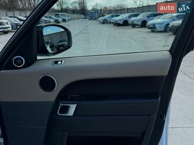 Белый Ленд Ровер Рендж Ровер Спорт, объемом двигателя 2.99 л и пробегом 98 тыс. км за 48500 $, фото 24 на Automoto.ua