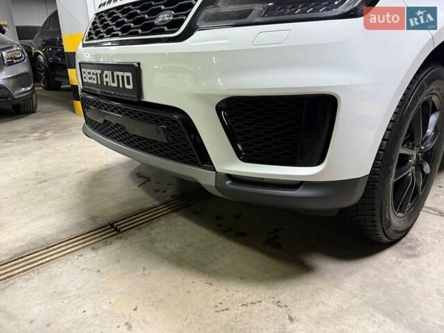 Білий Ленд Ровер Range Rover Sport, об'ємом двигуна 2 л та пробігом 76 тис. км за 45500 $, фото 23 на Automoto.ua