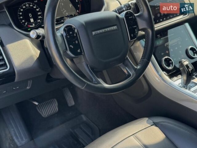 Белый Ленд Ровер Рендж Ровер Спорт, объемом двигателя 3 л и пробегом 78 тыс. км за 43500 $, фото 24 на Automoto.ua