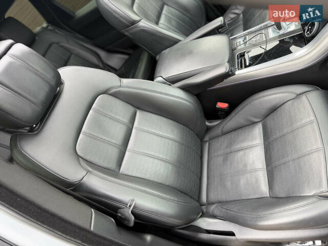 Білий Ленд Ровер Range Rover Sport, об'ємом двигуна 3 л та пробігом 96 тис. км за 37500 $, фото 46 на Automoto.ua