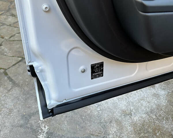 Білий Ленд Ровер Range Rover Sport, об'ємом двигуна 3 л та пробігом 96 тис. км за 37500 $, фото 103 на Automoto.ua