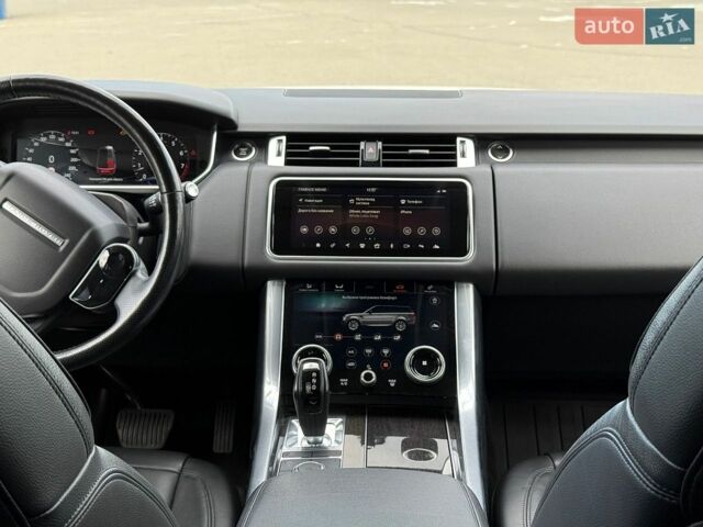 Білий Ленд Ровер Range Rover Sport, об'ємом двигуна 2 л та пробігом 84 тис. км за 41000 $, фото 6 на Automoto.ua