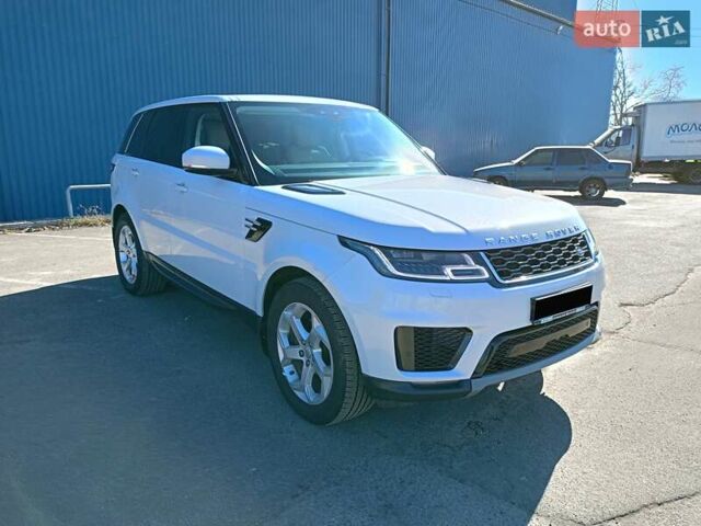 Белый Ленд Ровер Рендж Ровер Спорт, объемом двигателя 2 л и пробегом 120 тыс. км за 38400 $, фото 4 на Automoto.ua