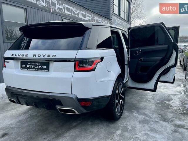 Білий Ленд Ровер Range Rover Sport, об'ємом двигуна 3 л та пробігом 179 тис. км за 34900 $, фото 89 на Automoto.ua