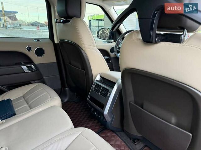 Білий Ленд Ровер Range Rover Sport, об'ємом двигуна 3 л та пробігом 142 тис. км за 34900 $, фото 39 на Automoto.ua