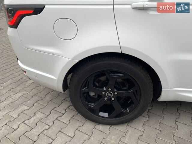 Білий Ленд Ровер Range Rover Sport, об'ємом двигуна 3 л та пробігом 78 тис. км за 62000 $, фото 7 на Automoto.ua