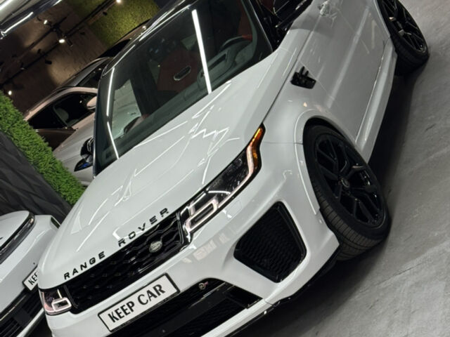 Білий Ленд Ровер Range Rover Sport, об'ємом двигуна 5 л та пробігом 73 тис. км за 64000 $, фото 12 на Automoto.ua