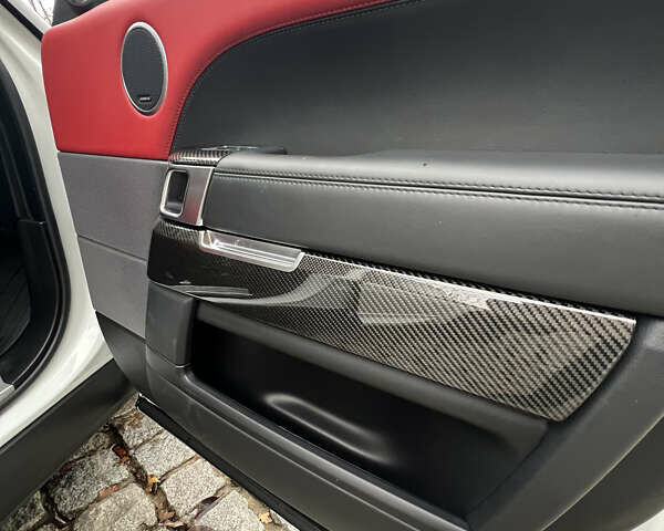 Белый Ленд Ровер Рендж Ровер Спорт, объемом двигателя 5 л и пробегом 100 тыс. км за 58000 $, фото 47 на Automoto.ua