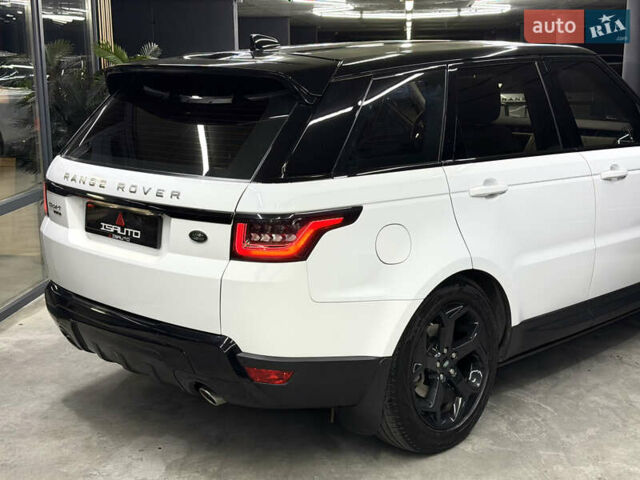 Ленд Ровер Рендж Ровер Спорт 2018 в Одессе на Automoto.ua Белый Ленд Ровер Рендж Ровер Спорт, объемом двигателя 2 л и пробегом 51 тыс. км за 45900 $, фото 15 на Automoto.ua
