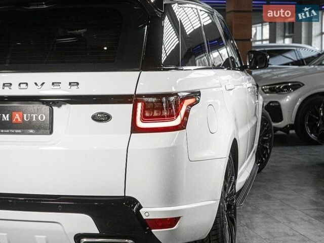 Білий Ленд Ровер Range Rover Sport, об'ємом двигуна 2.99 л та пробігом 99 тис. км за 42000 $, фото 10 на Automoto.ua