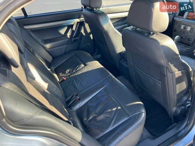Білий Ленд Ровер Range Rover Sport, об'ємом двигуна 2 л та пробігом 180 тис. км за 34900 $, фото 32 на Automoto.ua