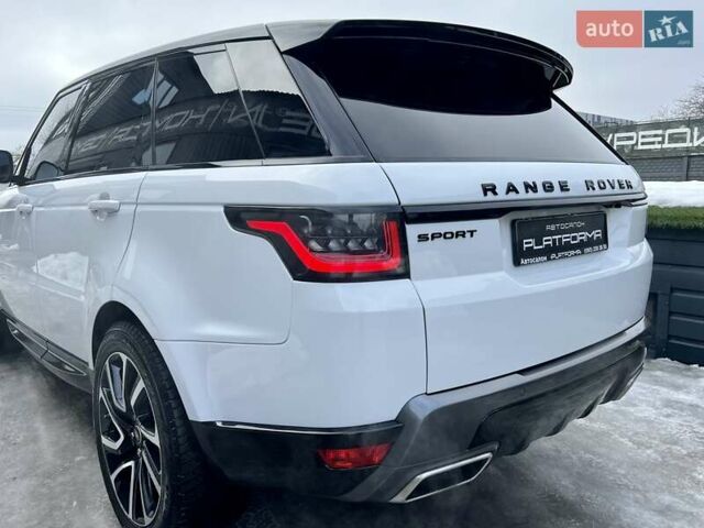 Білий Ленд Ровер Range Rover Sport, об'ємом двигуна 3 л та пробігом 179 тис. км за 34900 $, фото 31 на Automoto.ua