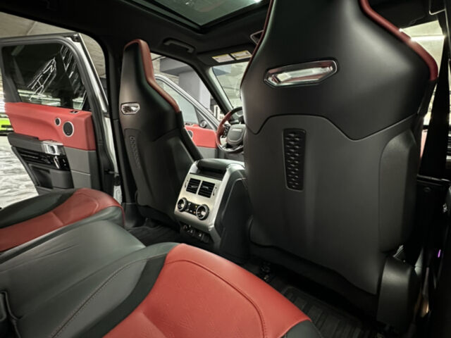 Білий Ленд Ровер Range Rover Sport, об'ємом двигуна 5 л та пробігом 73 тис. км за 64000 $, фото 40 на Automoto.ua