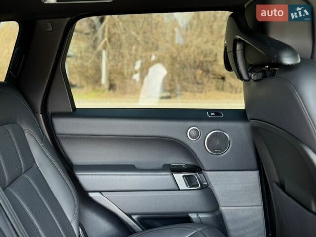 Белый Ленд Ровер Рендж Ровер Спорт, объемом двигателя 3 л и пробегом 78 тыс. км за 43500 $, фото 33 на Automoto.ua