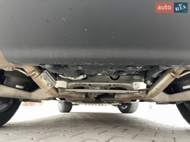 Білий Ленд Ровер Range Rover Sport, об'ємом двигуна 3 л та пробігом 78 тис. км за 62000 $, фото 33 на Automoto.ua