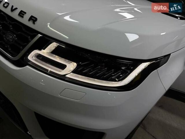 Білий Ленд Ровер Range Rover Sport, об'ємом двигуна 2 л та пробігом 76 тис. км за 45500 $, фото 27 на Automoto.ua