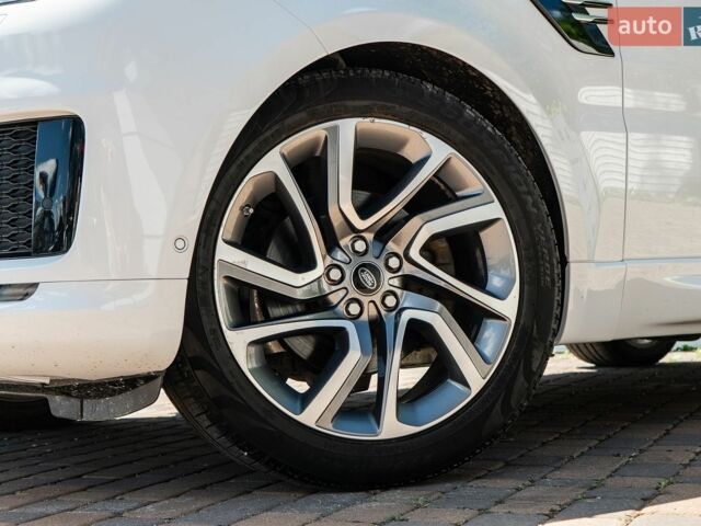 Білий Ленд Ровер Range Rover Sport, об'ємом двигуна 2.99 л та пробігом 122 тис. км за 38999 $, фото 10 на Automoto.ua
