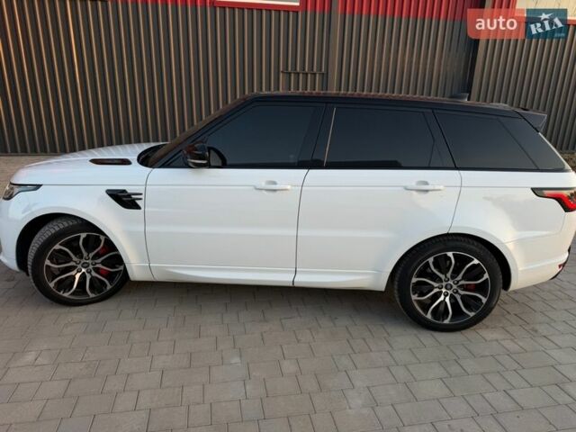 Белый Ленд Ровер Рендж Ровер Спорт, объемом двигателя 2.99 л и пробегом 201 тыс. км за 44900 $, фото 6 на Automoto.ua