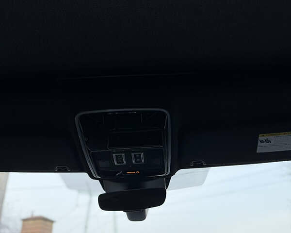 Білий Ленд Ровер Range Rover Sport, об'ємом двигуна 3 л та пробігом 96 тис. км за 37500 $, фото 81 на Automoto.ua