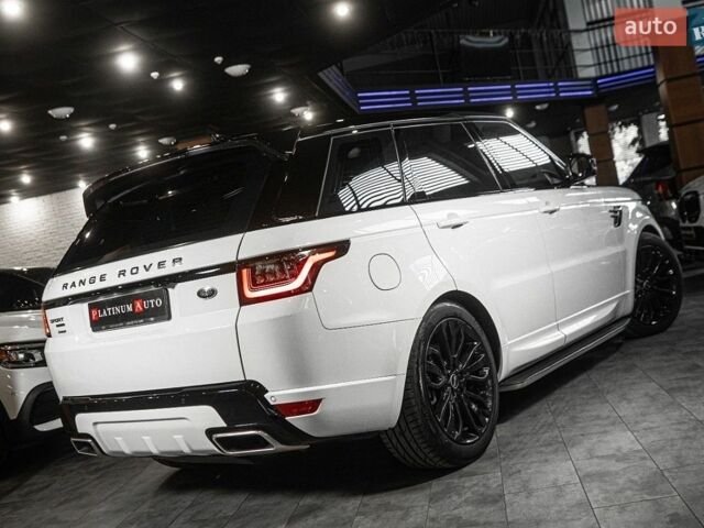 Білий Ленд Ровер Range Rover Sport, об'ємом двигуна 2.99 л та пробігом 99 тис. км за 42000 $, фото 8 на Automoto.ua