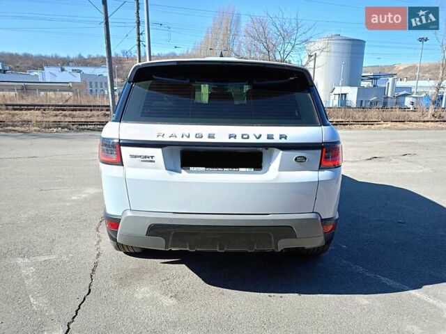Белый Ленд Ровер Рендж Ровер Спорт, объемом двигателя 2 л и пробегом 120 тыс. км за 38400 $, фото 9 на Automoto.ua