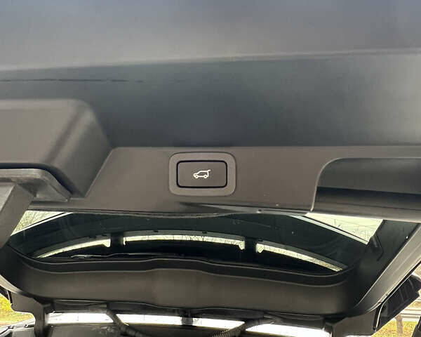 Белый Ленд Ровер Рендж Ровер Спорт, объемом двигателя 5 л и пробегом 100 тыс. км за 58000 $, фото 21 на Automoto.ua