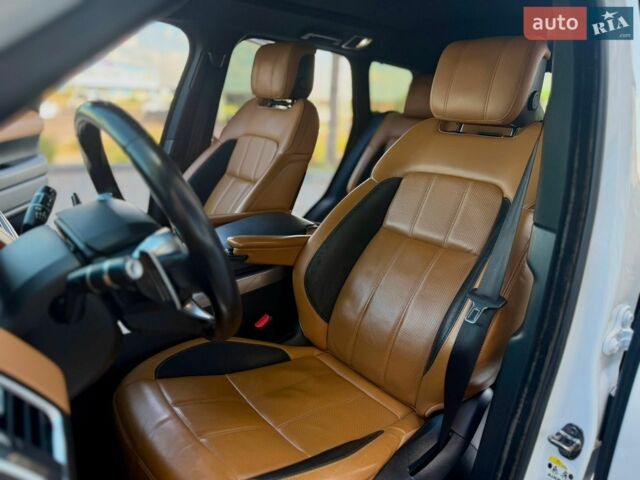 Білий Ленд Ровер Range Rover Sport, об'ємом двигуна 2.99 л та пробігом 210 тис. км за 29500 $, фото 54 на Automoto.ua