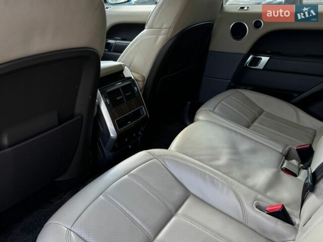 Белый Ленд Ровер Рендж Ровер Спорт, объемом двигателя 2.99 л и пробегом 98 тыс. км за 48500 $, фото 20 на Automoto.ua