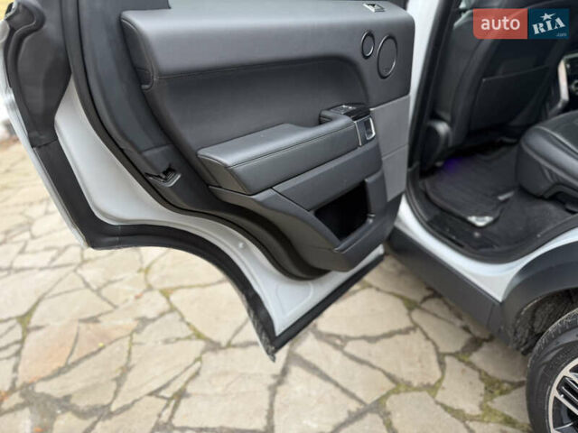 Білий Ленд Ровер Range Rover Sport, об'ємом двигуна 3 л та пробігом 96 тис. км за 37500 $, фото 86 на Automoto.ua