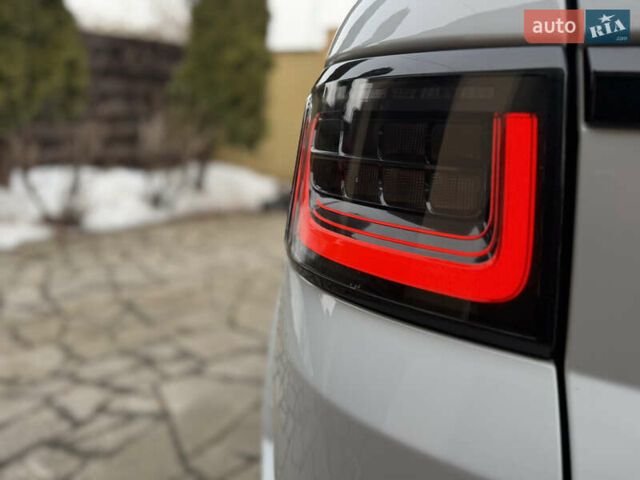 Білий Ленд Ровер Range Rover Sport, об'ємом двигуна 3 л та пробігом 96 тис. км за 37500 $, фото 10 на Automoto.ua