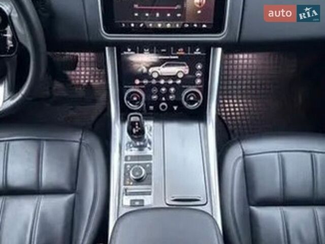 Білий Ленд Ровер Range Rover Sport, об'ємом двигуна 3 л та пробігом 44 тис. км за 37000 $, фото 8 на Automoto.ua