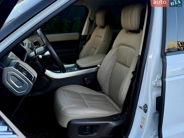 Білий Ленд Ровер Range Rover Sport, об'ємом двигуна 3 л та пробігом 144 тис. км за 32900 $, фото 22 на Automoto.ua