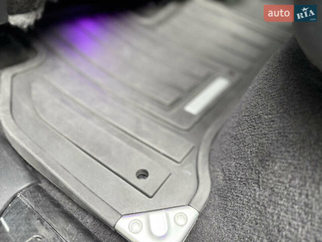 Білий Ленд Ровер Range Rover Sport, об'ємом двигуна 3 л та пробігом 96 тис. км за 37500 $, фото 89 на Automoto.ua