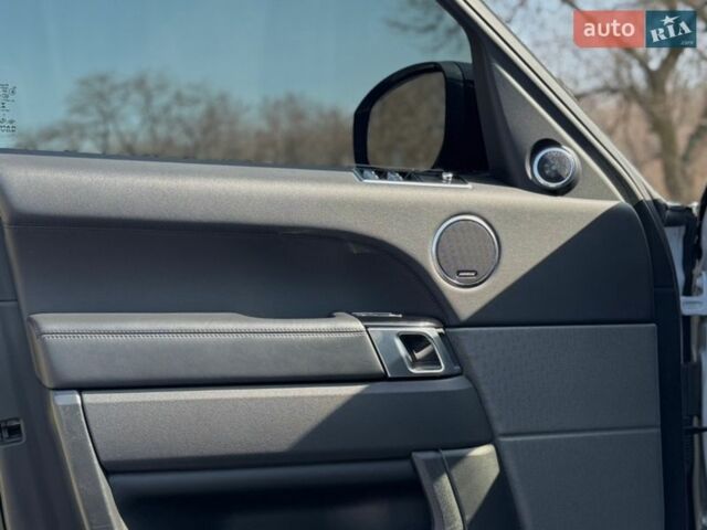 Белый Ленд Ровер Рендж Ровер Спорт, объемом двигателя 3 л и пробегом 78 тыс. км за 43500 $, фото 42 на Automoto.ua