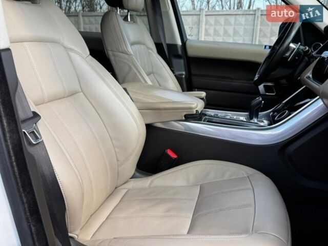 Белый Ленд Ровер Рендж Ровер Спорт, объемом двигателя 2.99 л и пробегом 98 тыс. км за 48500 $, фото 25 на Automoto.ua