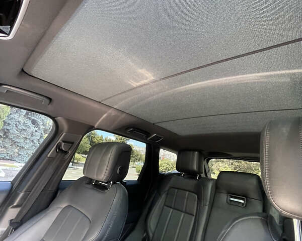 Білий Ленд Ровер Range Rover Sport, об'ємом двигуна 3 л та пробігом 130 тис. км за 35600 $, фото 27 на Automoto.ua