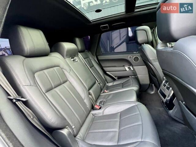 Білий Ленд Ровер Range Rover Sport, об'ємом двигуна 3 л та пробігом 179 тис. км за 34900 $, фото 45 на Automoto.ua
