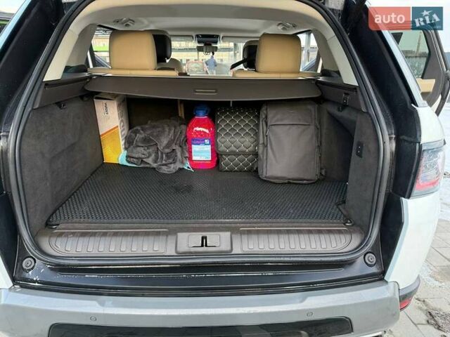 Білий Ленд Ровер Range Rover Sport, об'ємом двигуна 3 л та пробігом 142 тис. км за 34900 $, фото 46 на Automoto.ua
