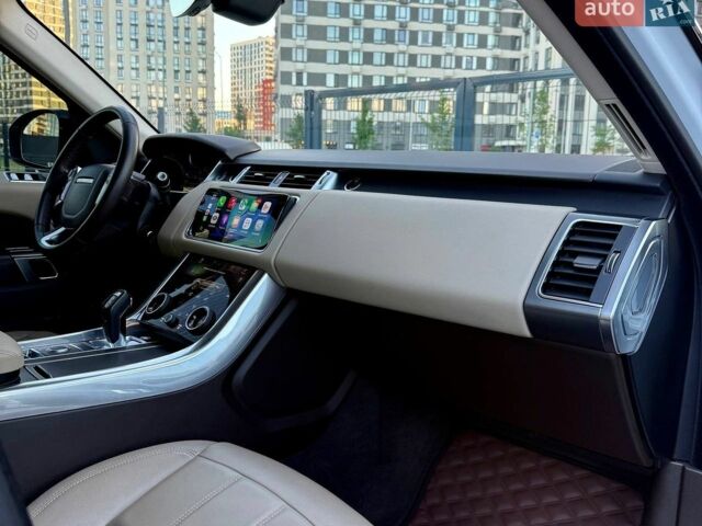 Білий Ленд Ровер Range Rover Sport, об'ємом двигуна 3 л та пробігом 144 тис. км за 32900 $, фото 29 на Automoto.ua