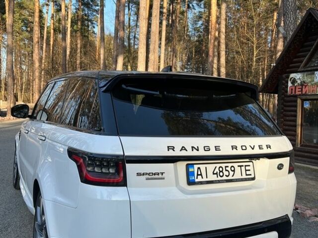Білий Ленд Ровер Range Rover Sport, об'ємом двигуна 3 л та пробігом 130 тис. км за 37000 $, фото 16 на Automoto.ua