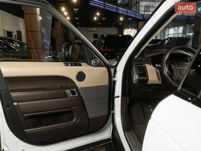 Білий Ленд Ровер Range Rover Sport, об'ємом двигуна 2.99 л та пробігом 99 тис. км за 42000 $, фото 35 на Automoto.ua
