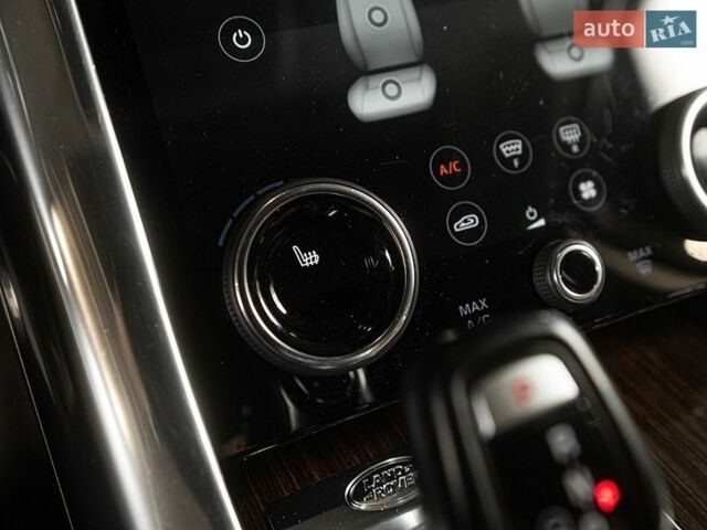 Білий Ленд Ровер Range Rover Sport, об'ємом двигуна 2.99 л та пробігом 99 тис. км за 42000 $, фото 52 на Automoto.ua