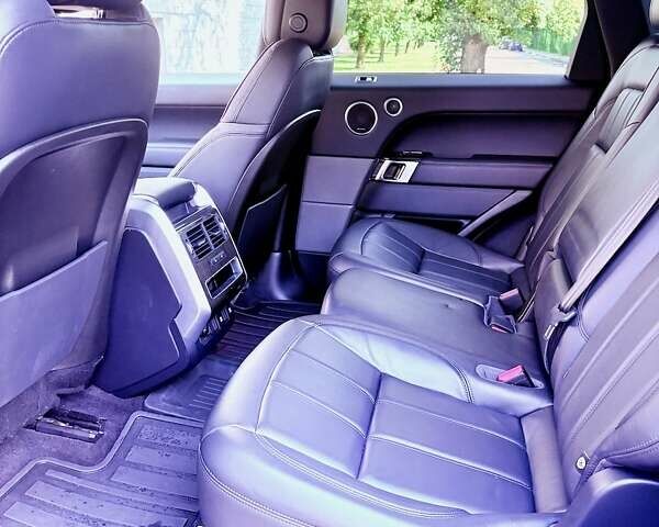 Білий Ленд Ровер Range Rover Sport, об'ємом двигуна 3 л та пробігом 73 тис. км за 51000 $, фото 31 на Automoto.ua