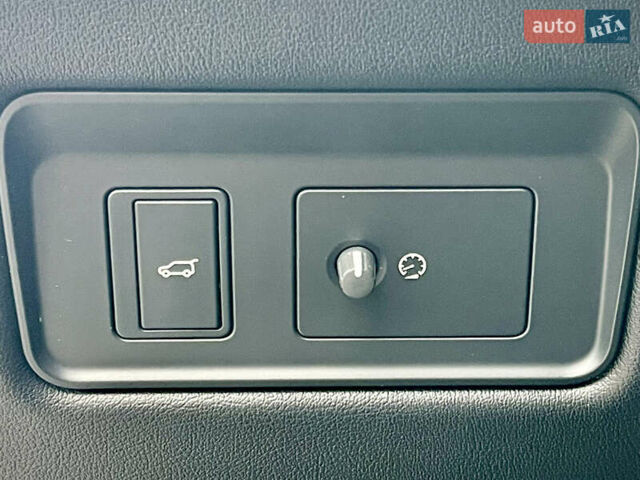 Белый Ленд Ровер Рендж Ровер Спорт, объемом двигателя 2 л и пробегом 91 тыс. км за 46000 $, фото 22 на Automoto.ua