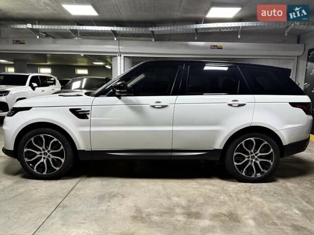 Білий Ленд Ровер Range Rover Sport, об'ємом двигуна 2 л та пробігом 76 тис. км за 45500 $, фото 17 на Automoto.ua
