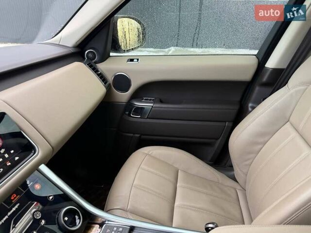 Білий Ленд Ровер Range Rover Sport, об'ємом двигуна 3 л та пробігом 142 тис. км за 34900 $, фото 35 на Automoto.ua