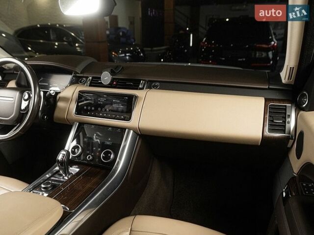 Білий Ленд Ровер Range Rover Sport, об'ємом двигуна 2.99 л та пробігом 99 тис. км за 42000 $, фото 59 на Automoto.ua